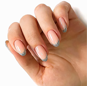 French nail art manicure